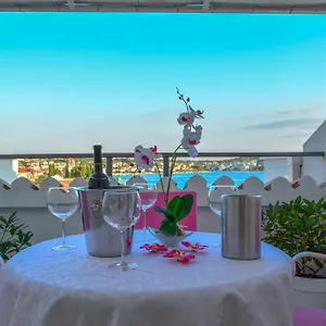 Luxury Tea Apartmán